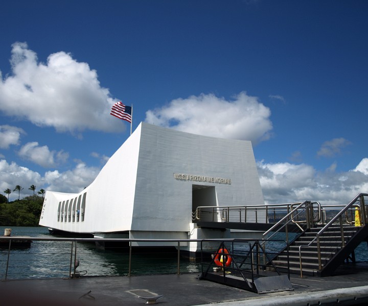 The Solemn Memorial to the USS Arizona The Solemn Memorial to the USS Arizona
